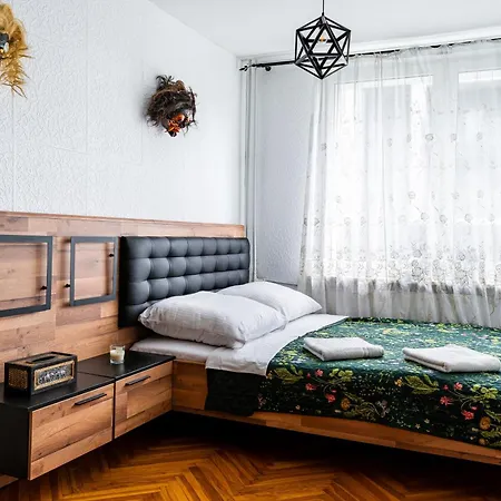 Amazing Location Zlota Str Flat
